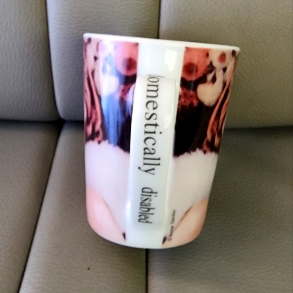 Coffee Mug "Domestically disabled" - Picture 4 of 4